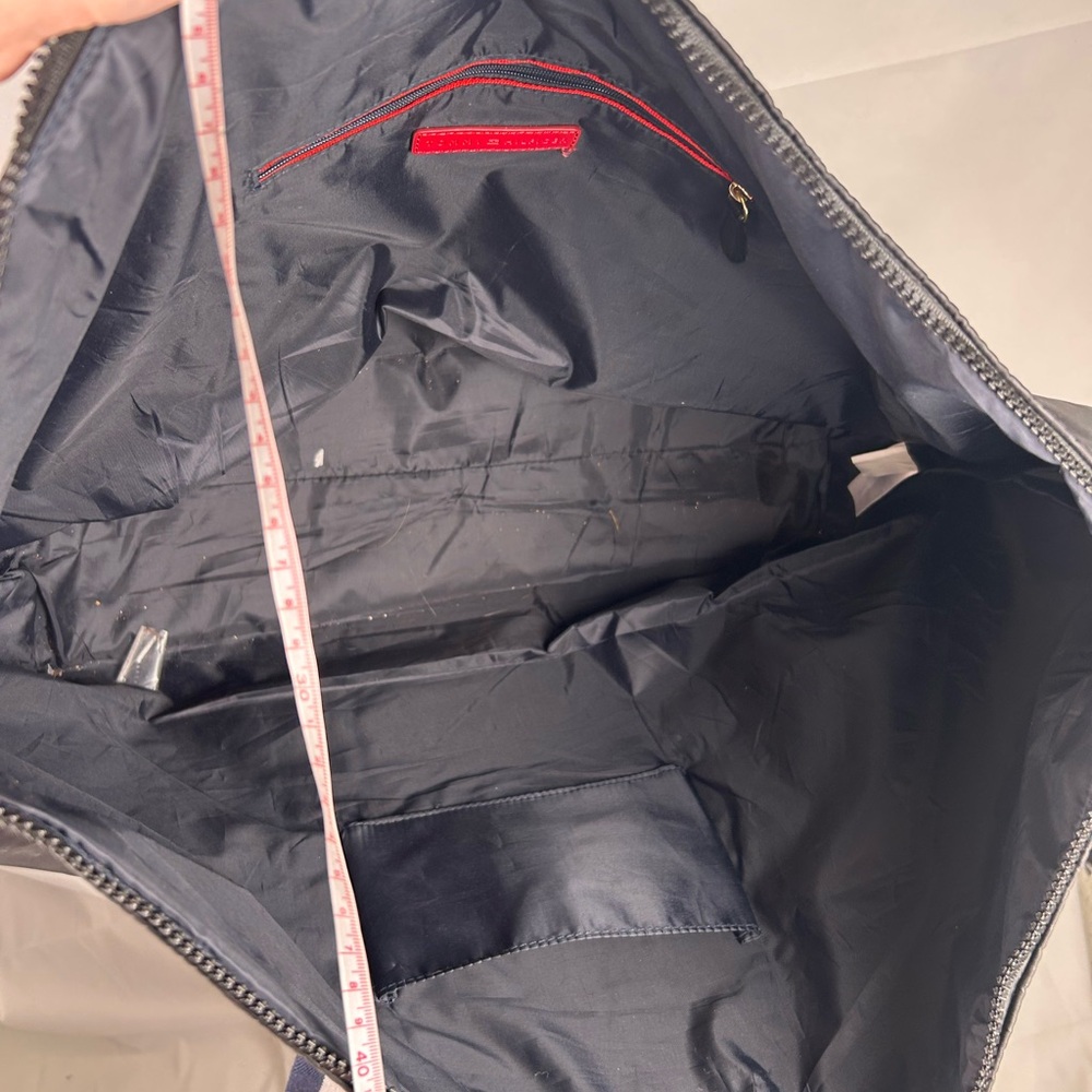 Tommy Hilfiger Large Black Duffel / Tote  Bag with Red, White, and Blue Straps - Picture 4 of 7